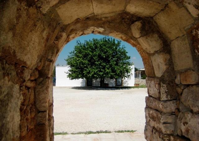 Masseria Quis Ut Deus Crispiano Exterior foto